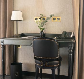 Hotel Le Belmont Paris