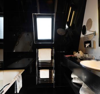 Hotel Le Belmont Paris